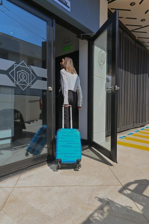 Hotel Stayhome Ensenada Bagian luar foto